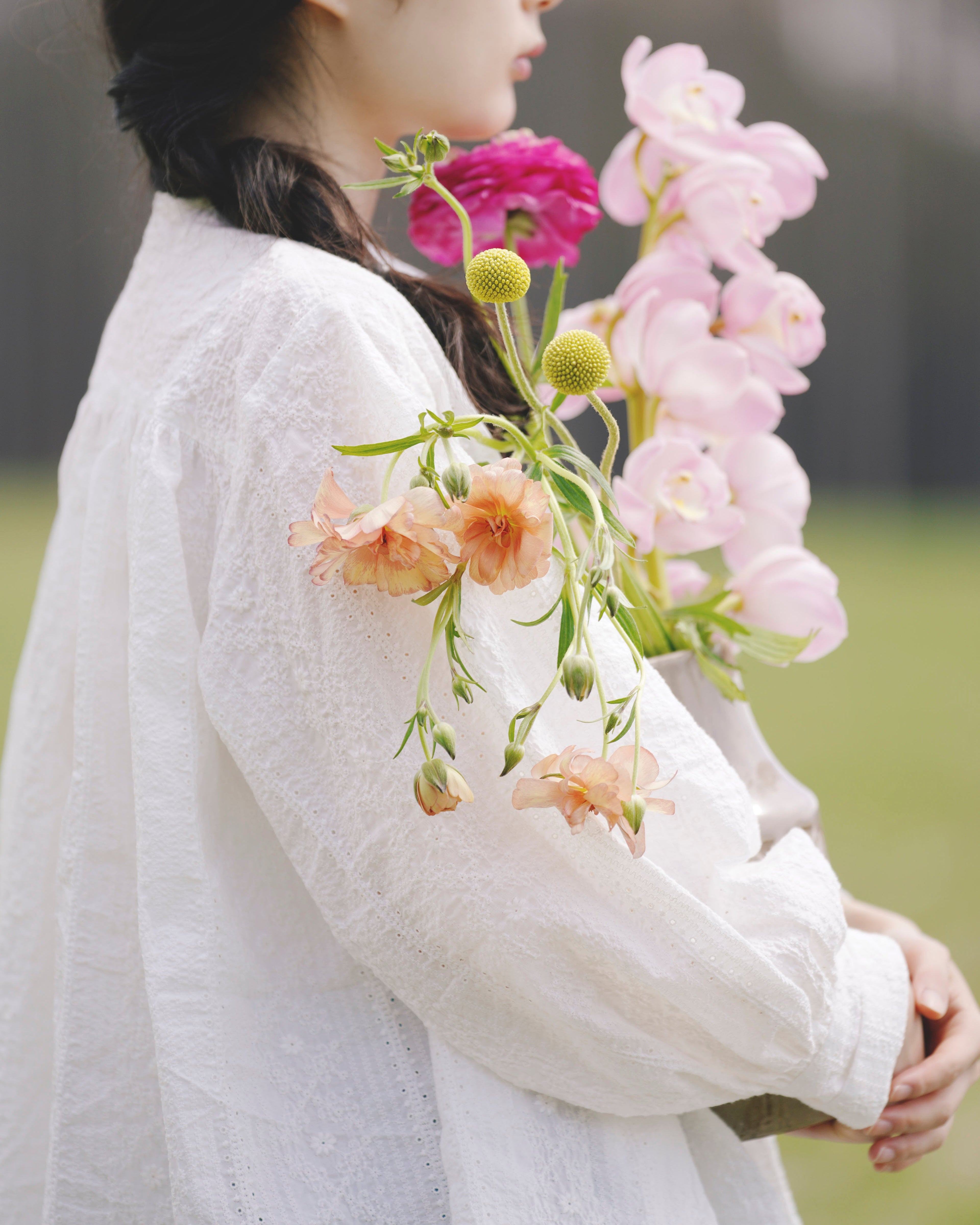 木陰 - Embroidered Blouse -