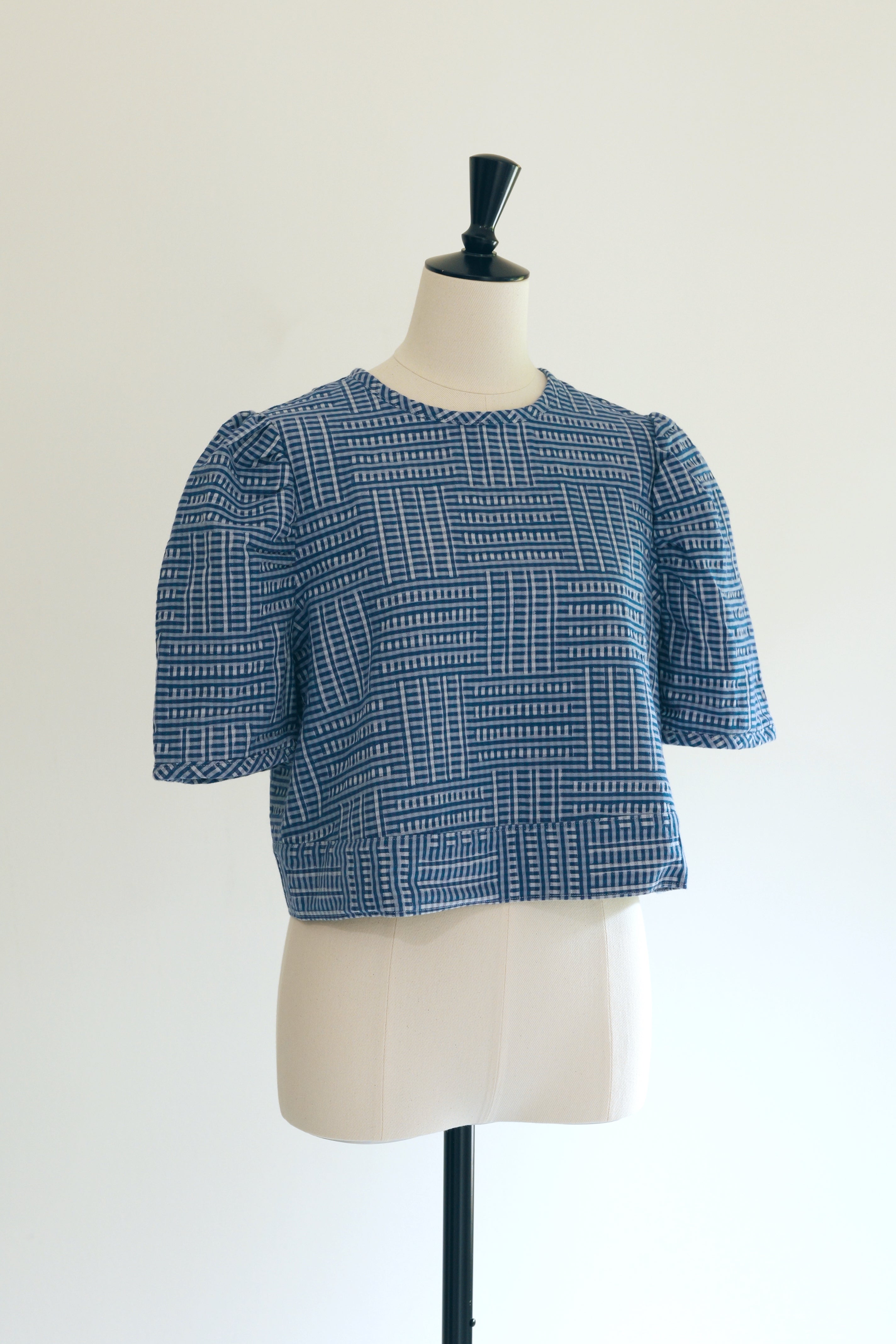 白雲 - Banshu-Ori Jacquard Blouse -