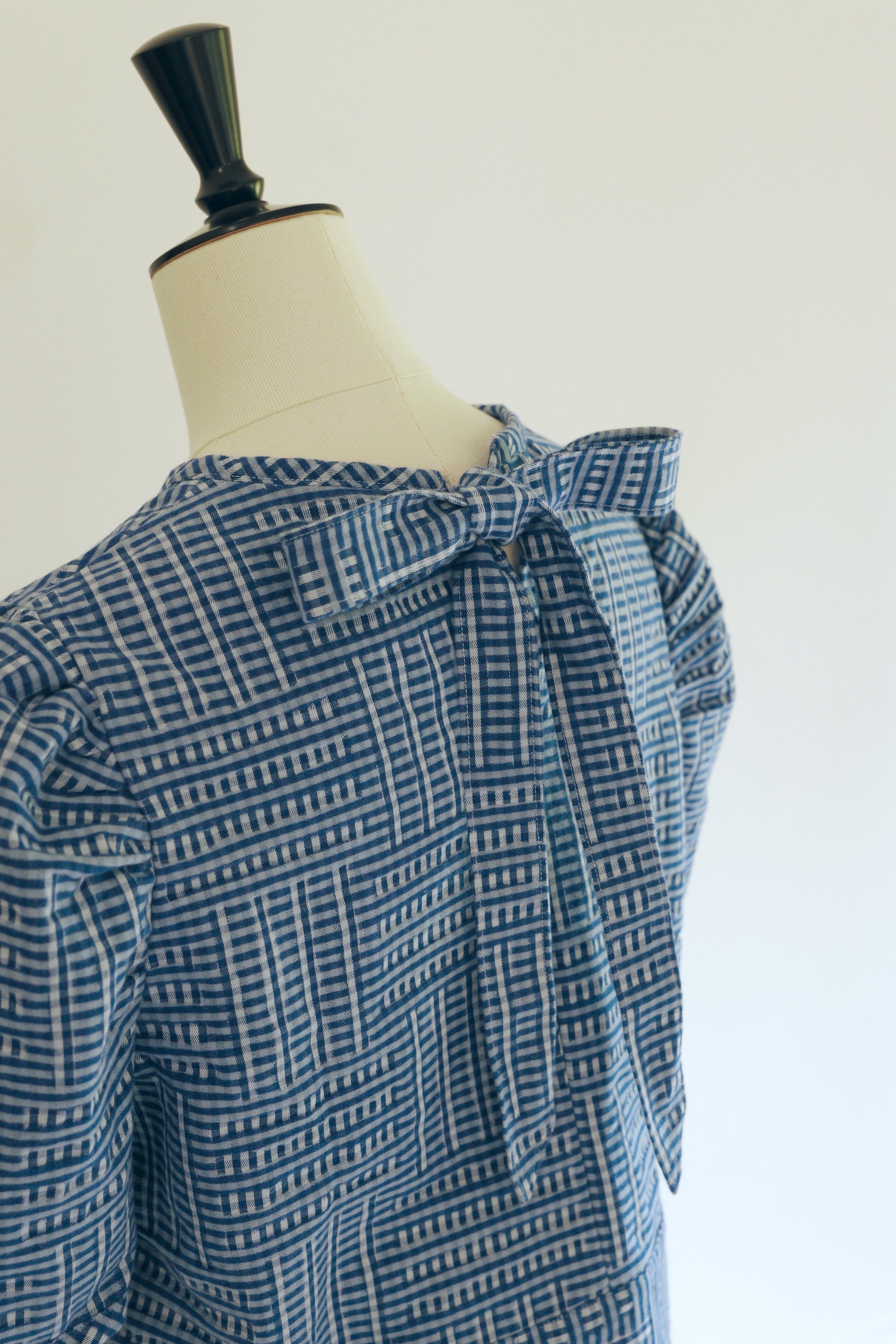 白雲 - Banshu-Ori Jacquard Blouse -