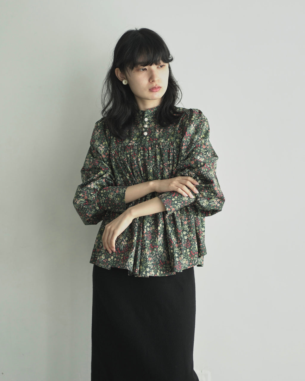 花結び - Cotton Floral Blouse -