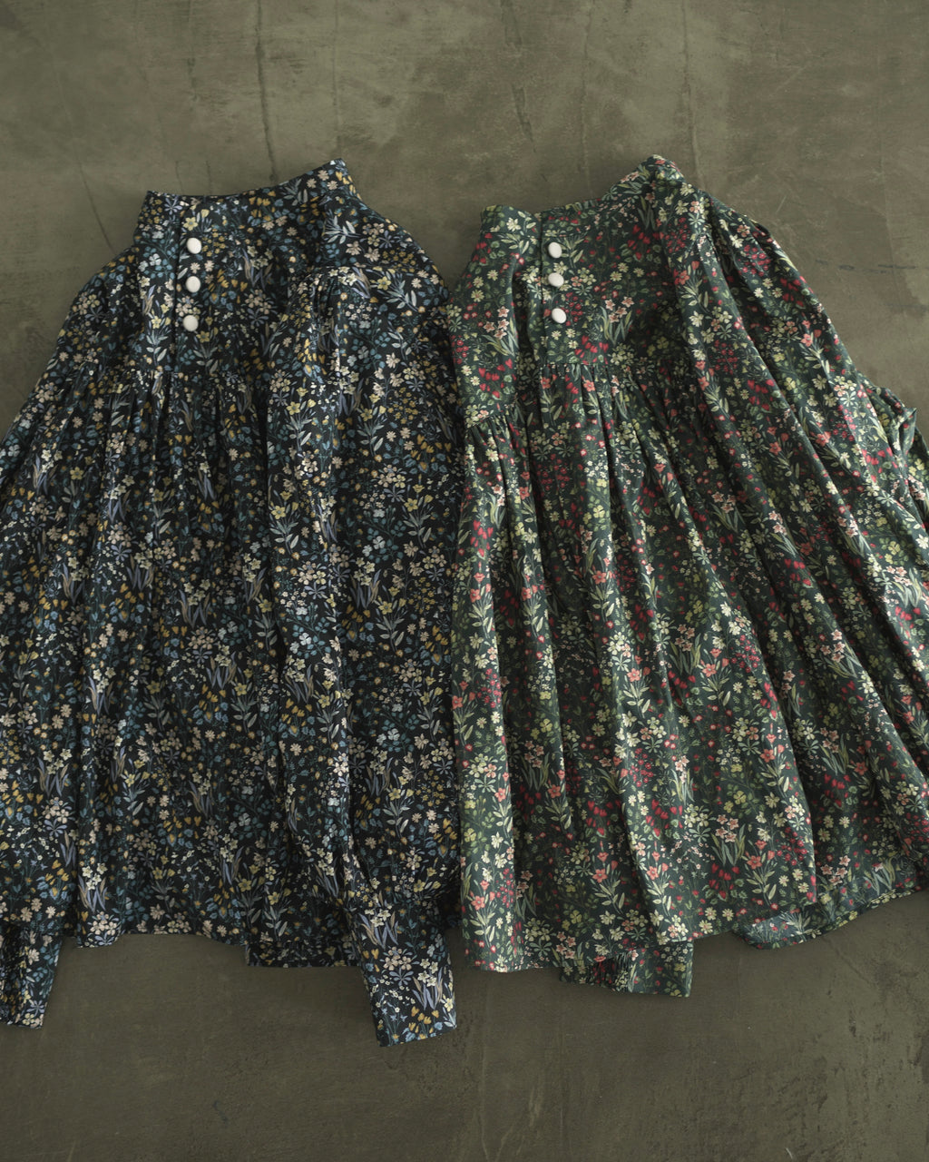 花結び - Cotton Floral Blouse -