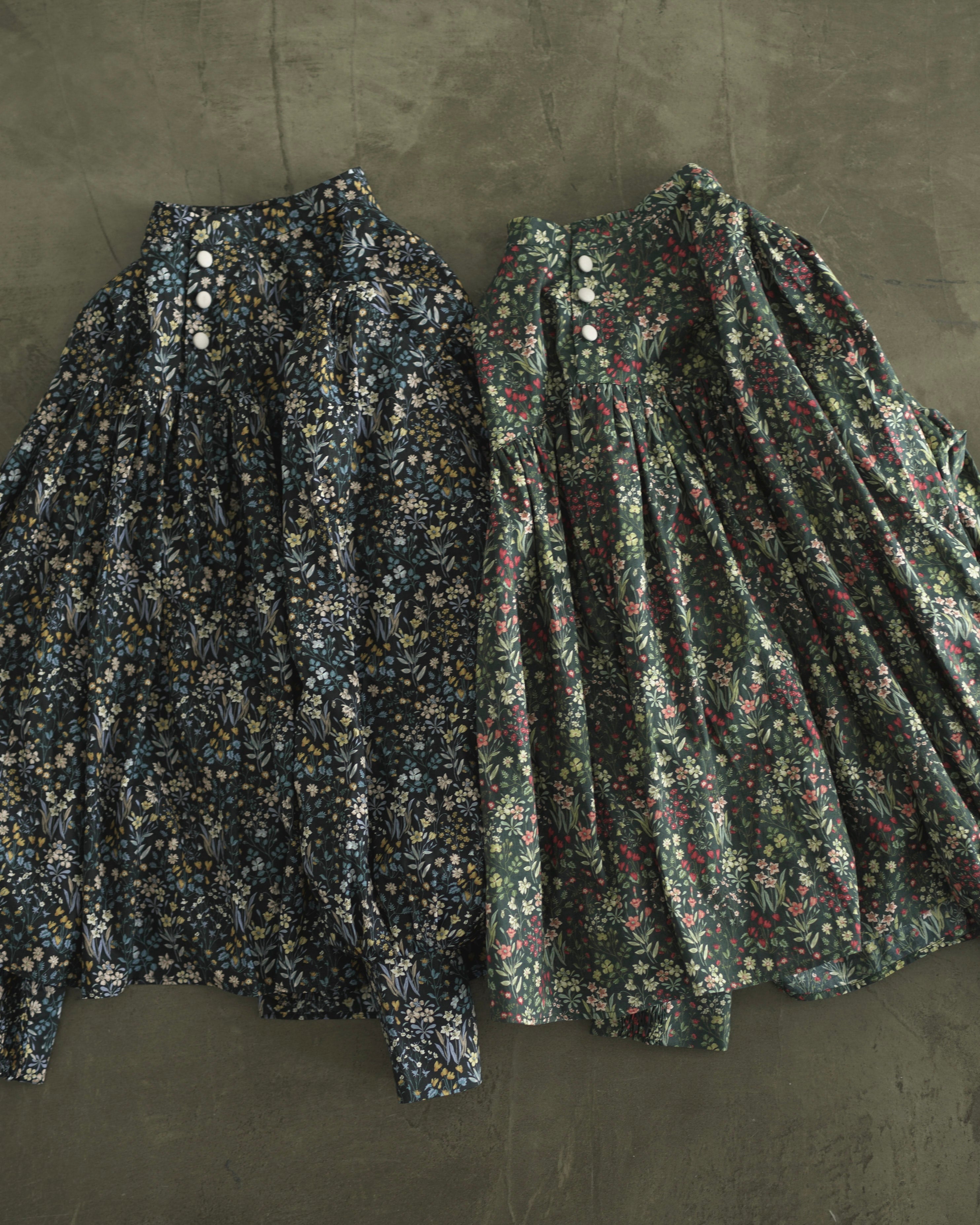 花結び - Cotton Floral Blouse -